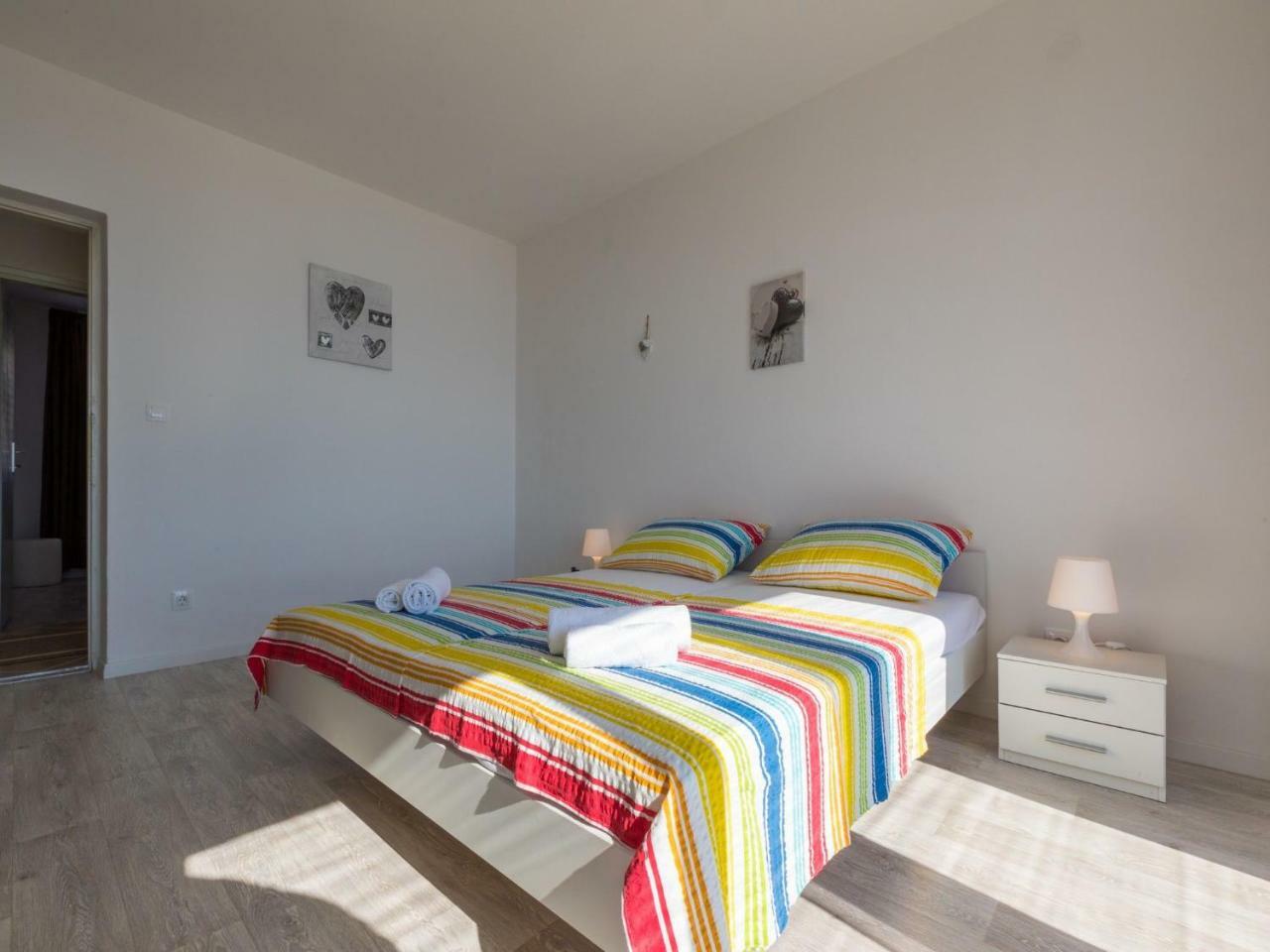 Apartment Duda Novi Vinodolski Oda fotoğraf
